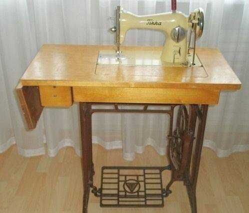 Антикварная швейная машина "TIKKA"
