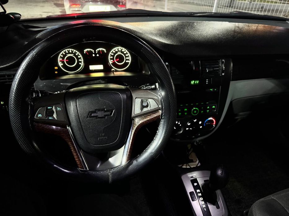 Lacetti 1.8 avtomat Gentra qilingan