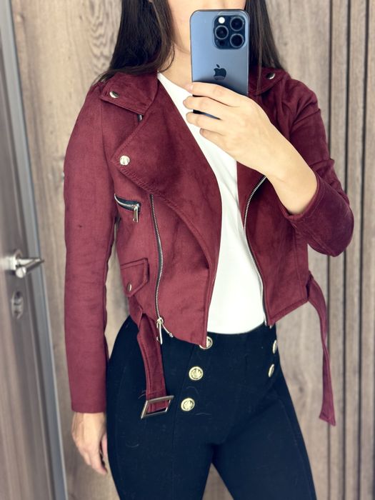 Дамско яке в цвят бордо