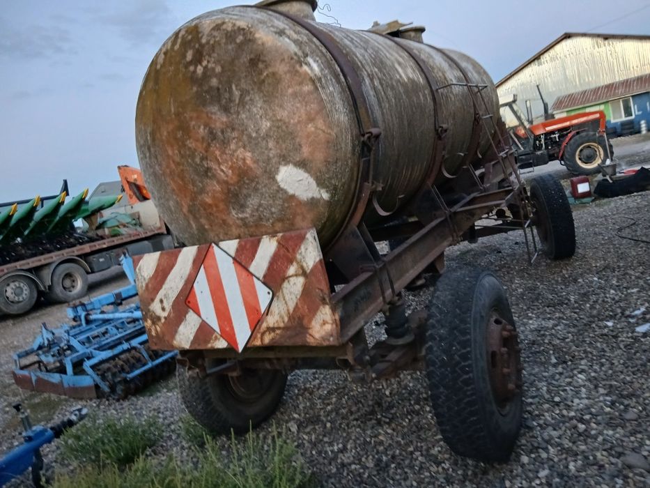 Cisterna remorca 7500L
