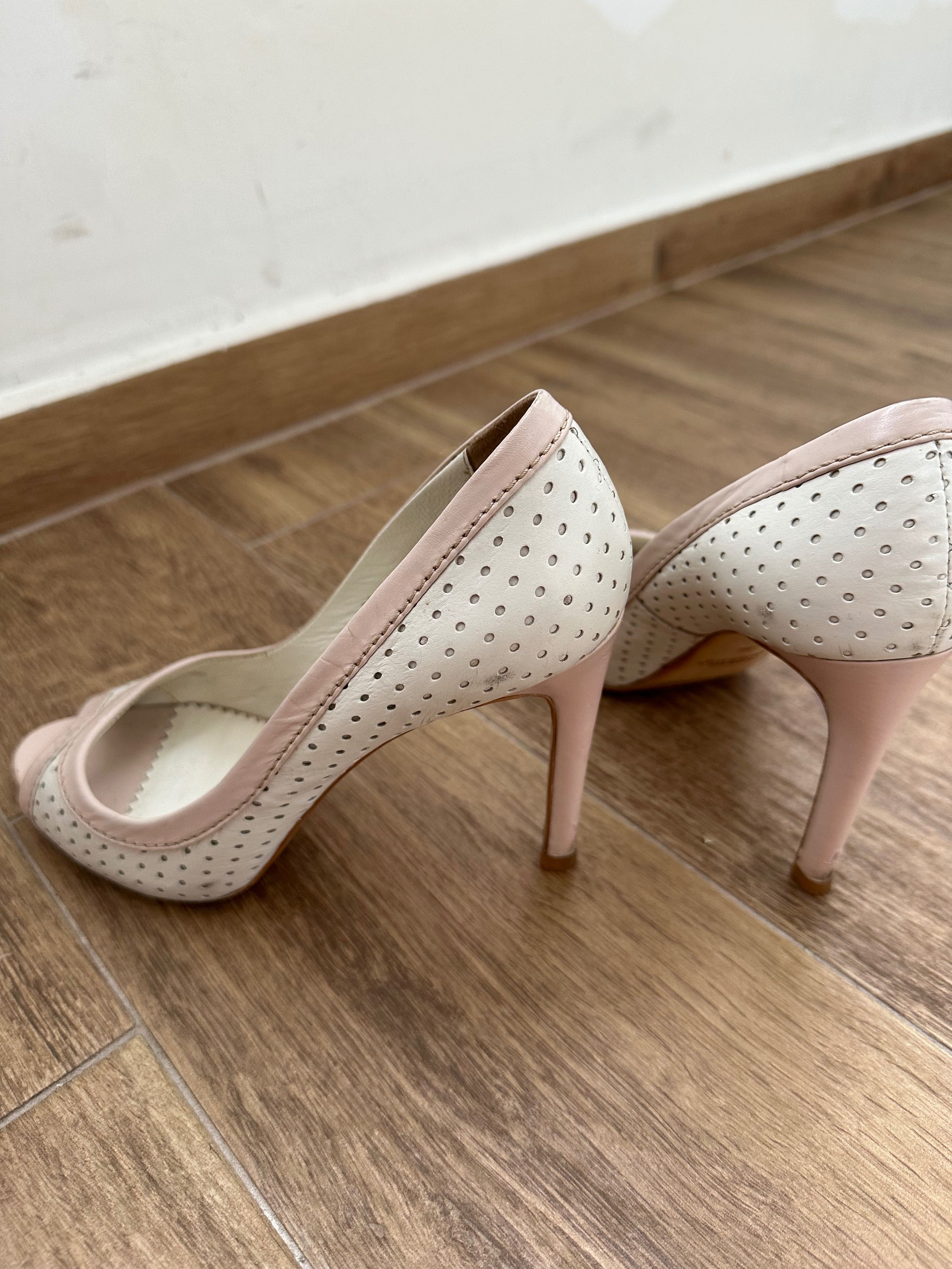 Дамски обувки Carlo Pazolini