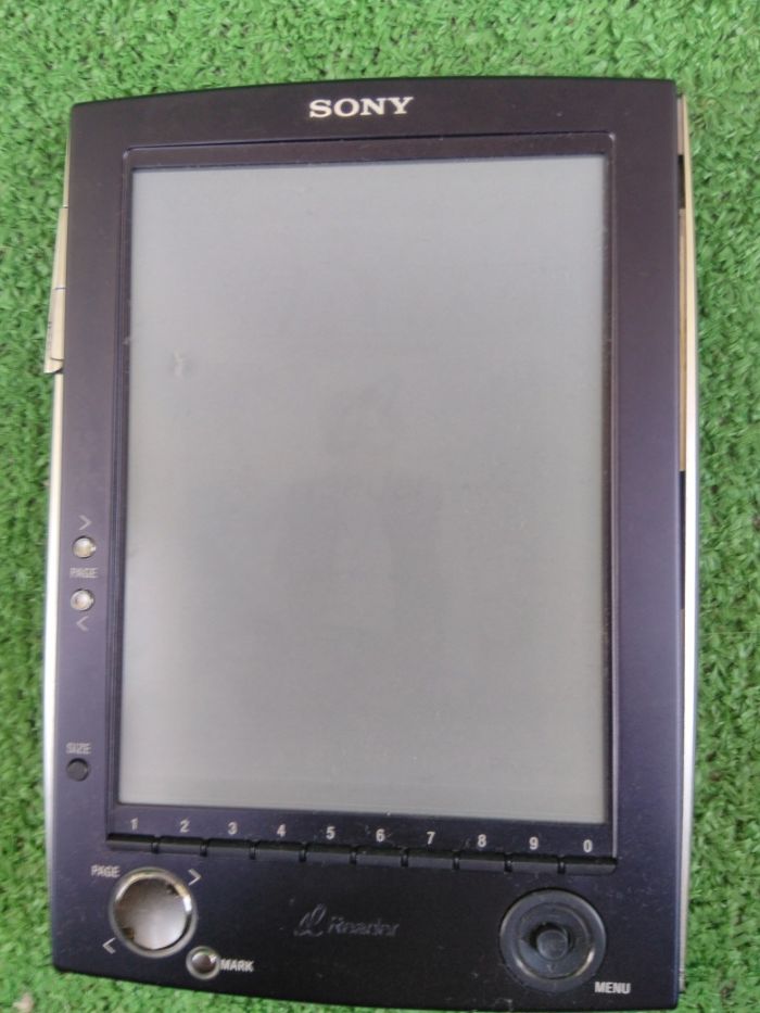 Ebook reader Sony PRS 500 pentru piese