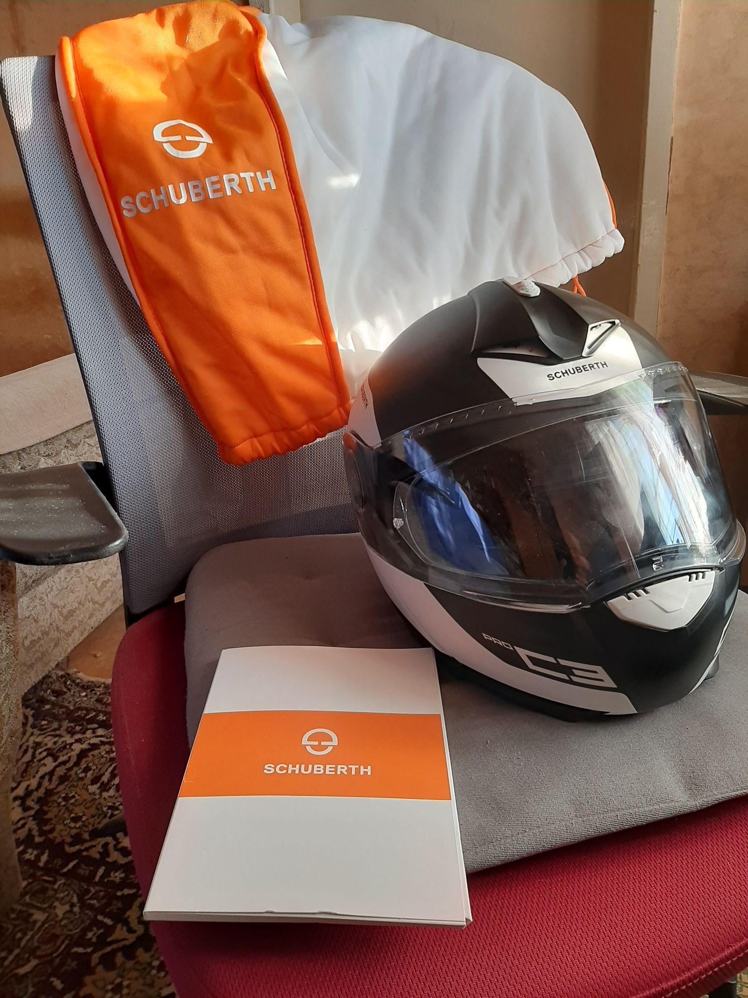 Schuberth c3 pro