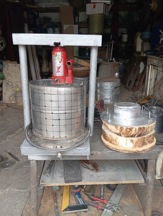 Сокодавки не дорого 2шт