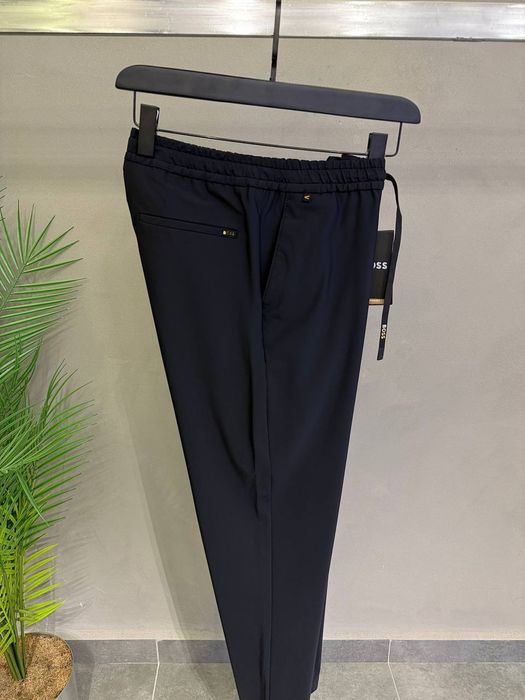 Pantaloni bărbați Boss
