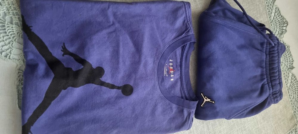 Мъжко долнище и тениска на Jordan