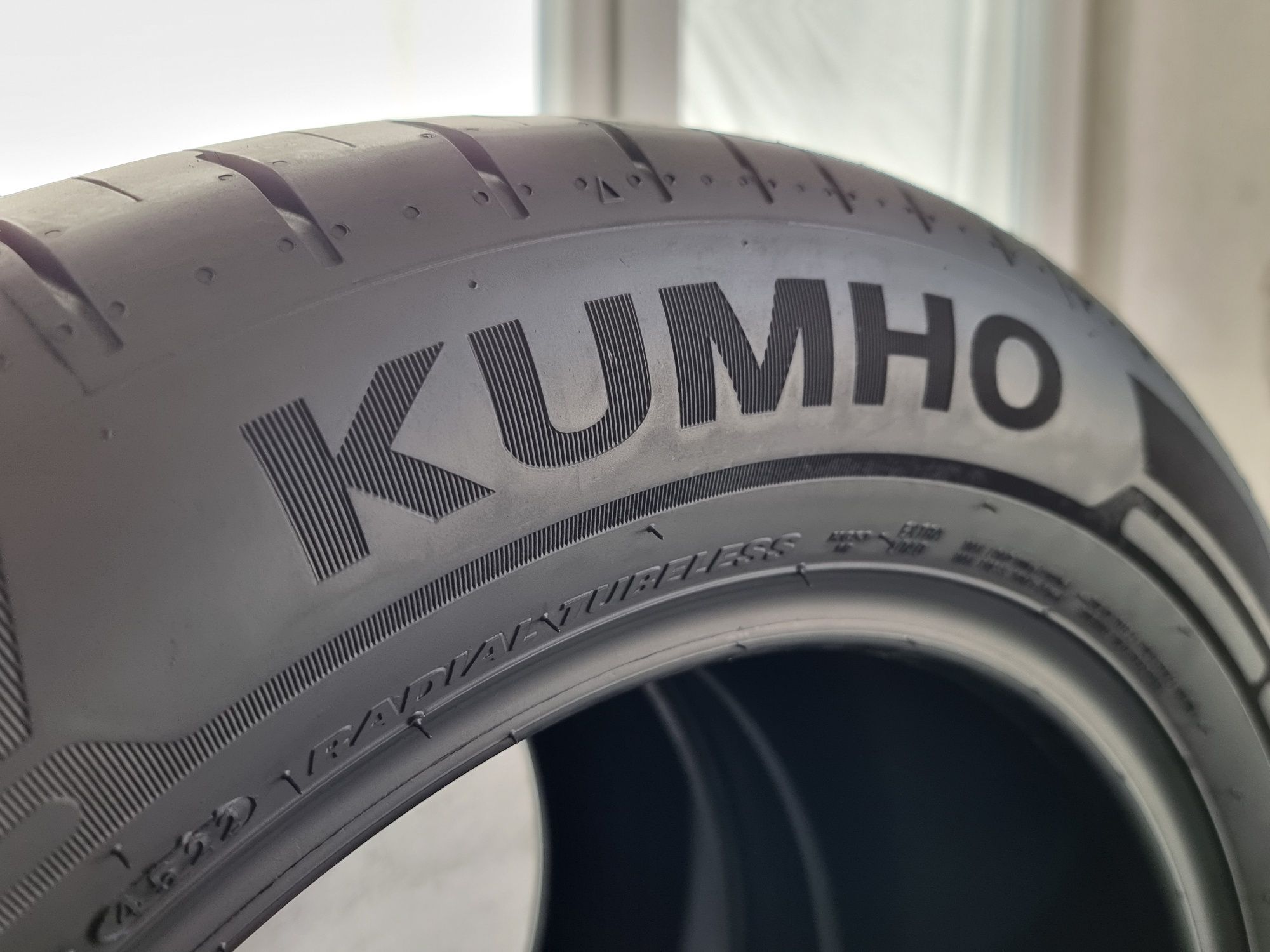 "Dot23" НОВИ 235/55/18 Kumho Броя: 580лв Нови