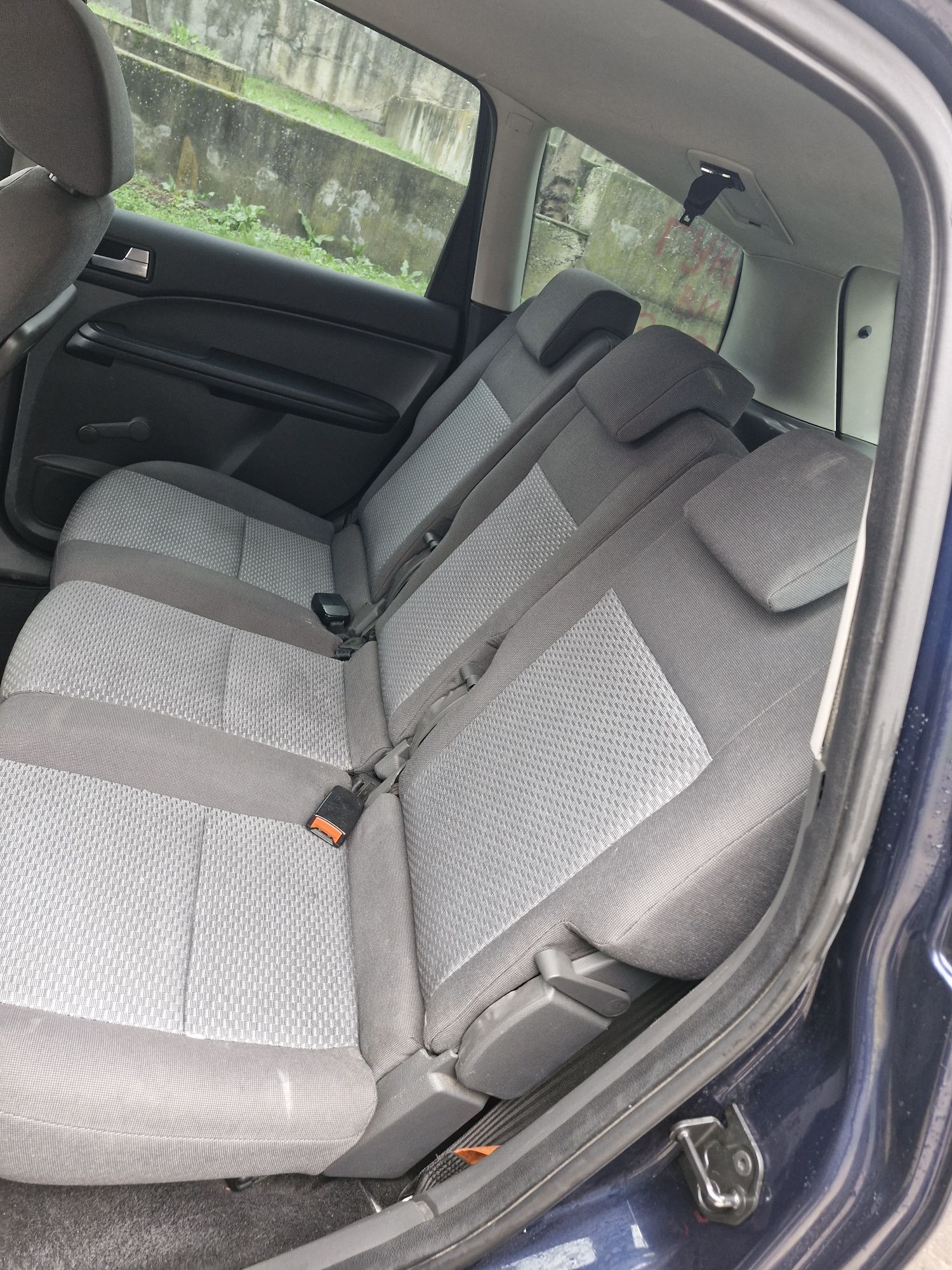 Продавам Ford C Max
