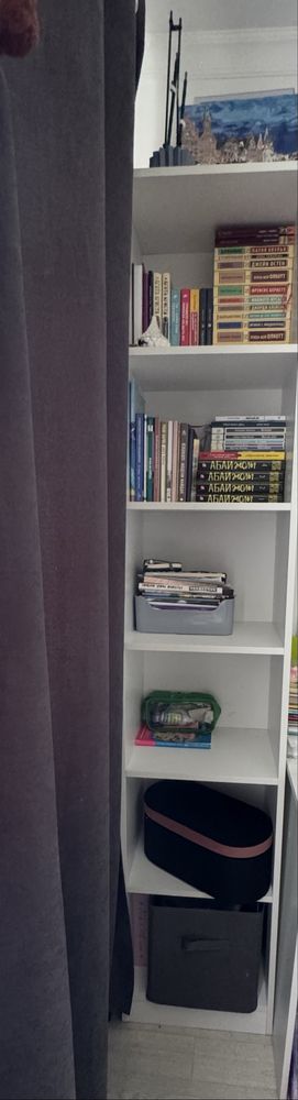Продам книжную полку