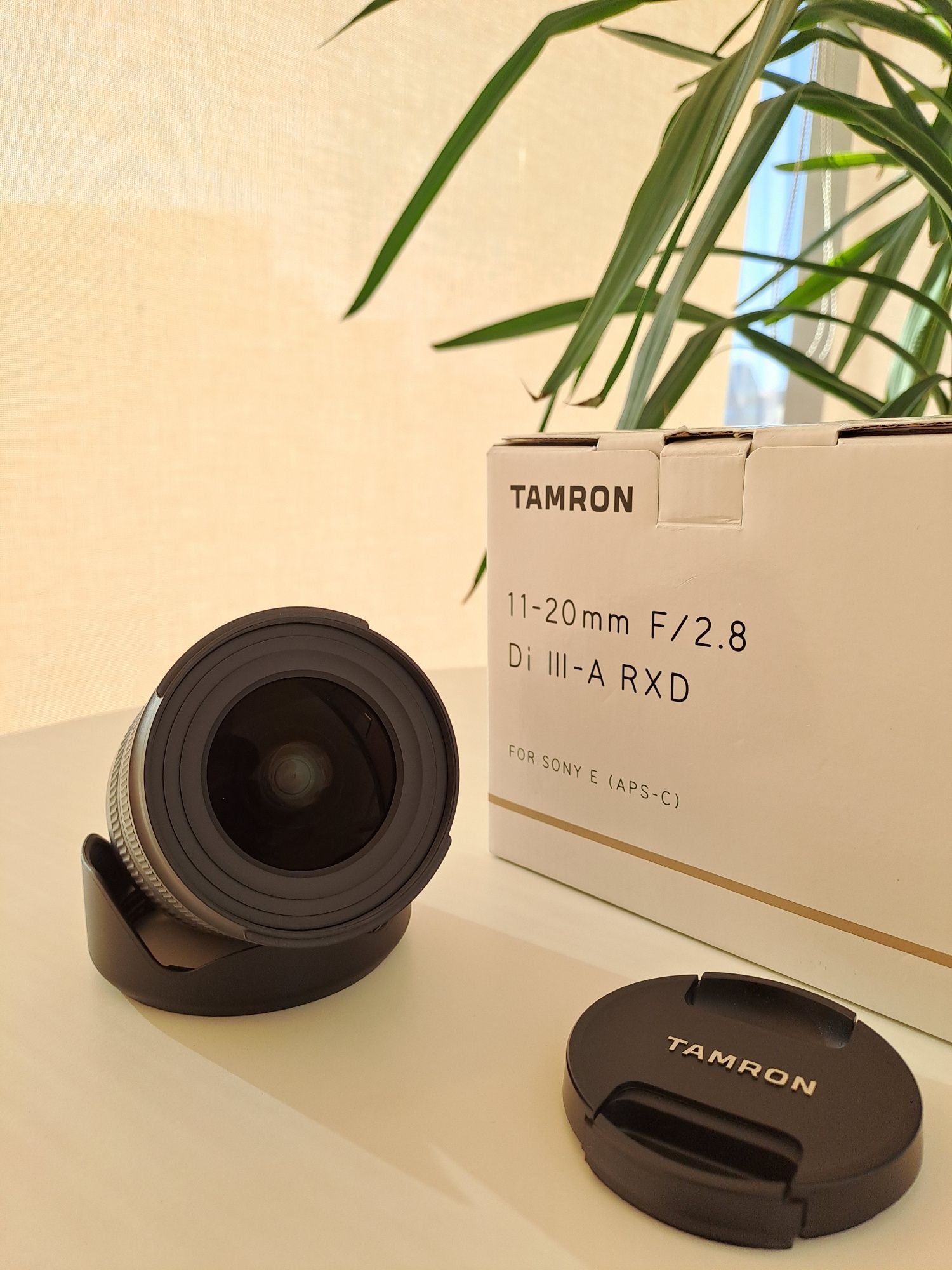 Obiectiv Tamron 11-20mm F2.8 Di III-A RXD Sony E-mount - ca nou!