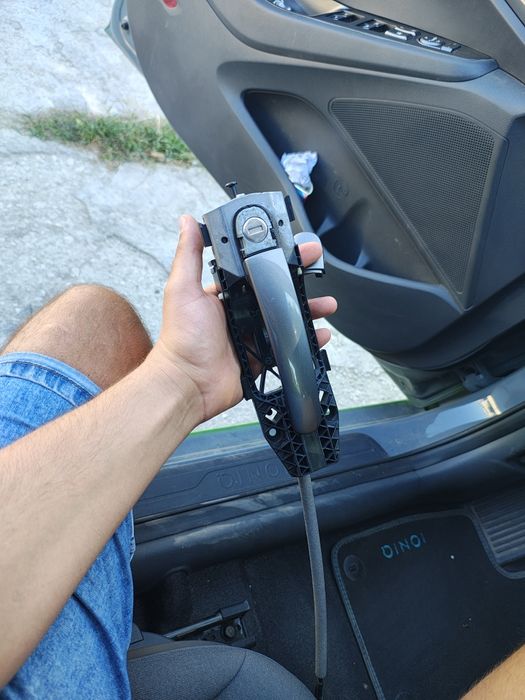 Шьофиорска дръжка за vw tiguan 2010