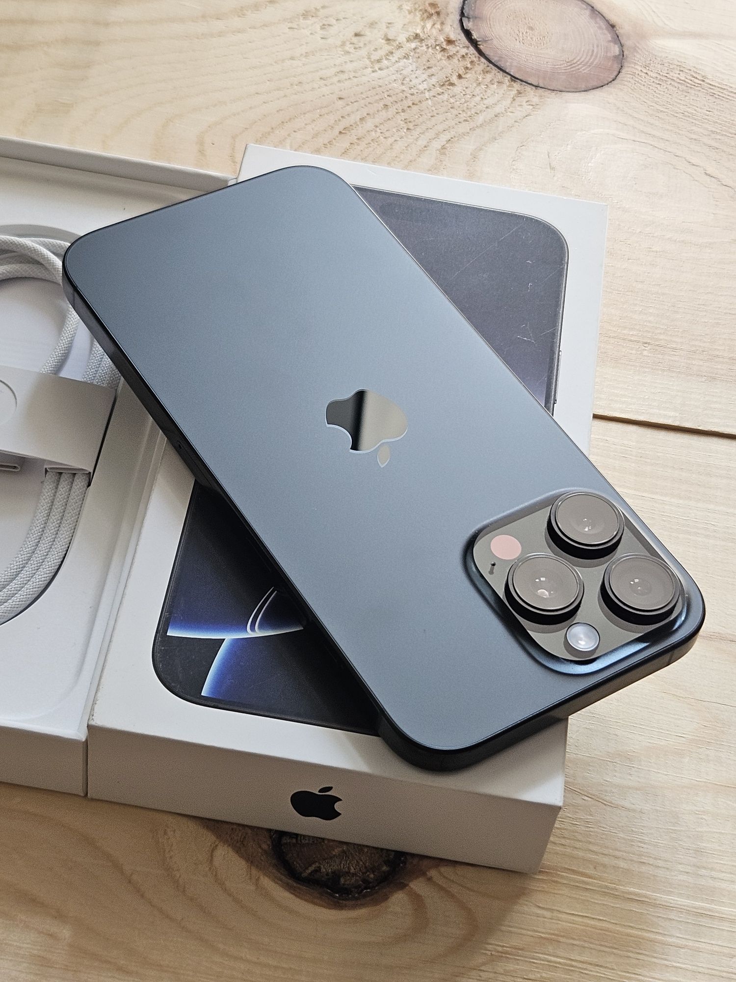 IPhone 16 Pro Max 256 gb akb 100 EAC