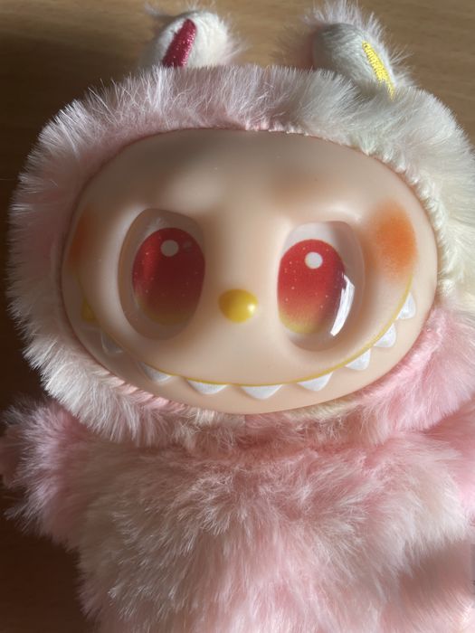 LaBuBu Big Into Energy