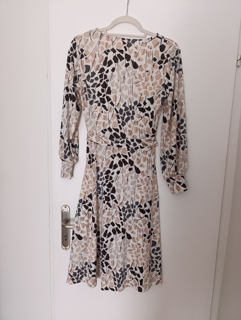 Рокля на H&M -нова