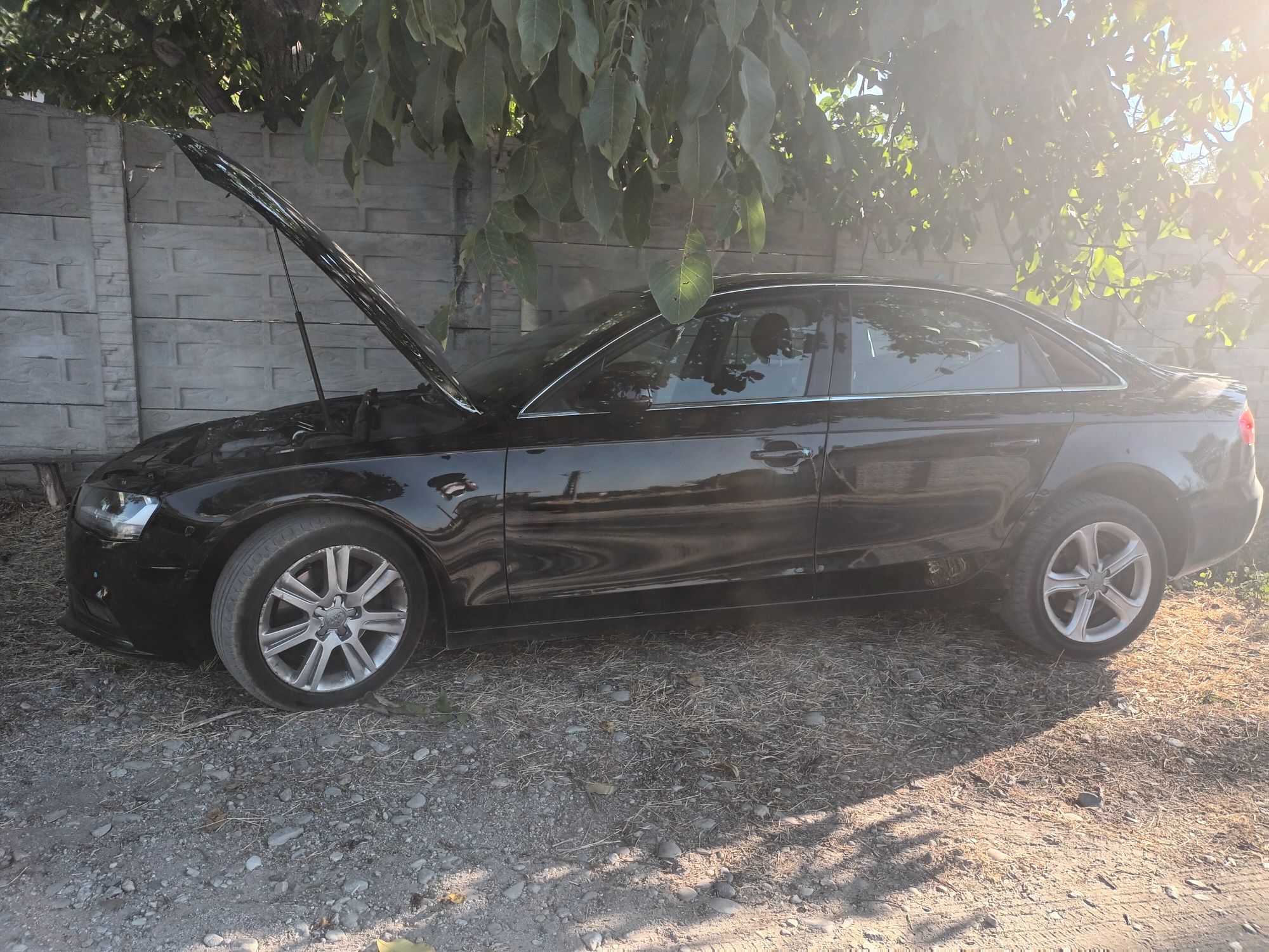 Dezmembrez Audi A4 facelift b8.5 2.0 tfi CJC automat NYM