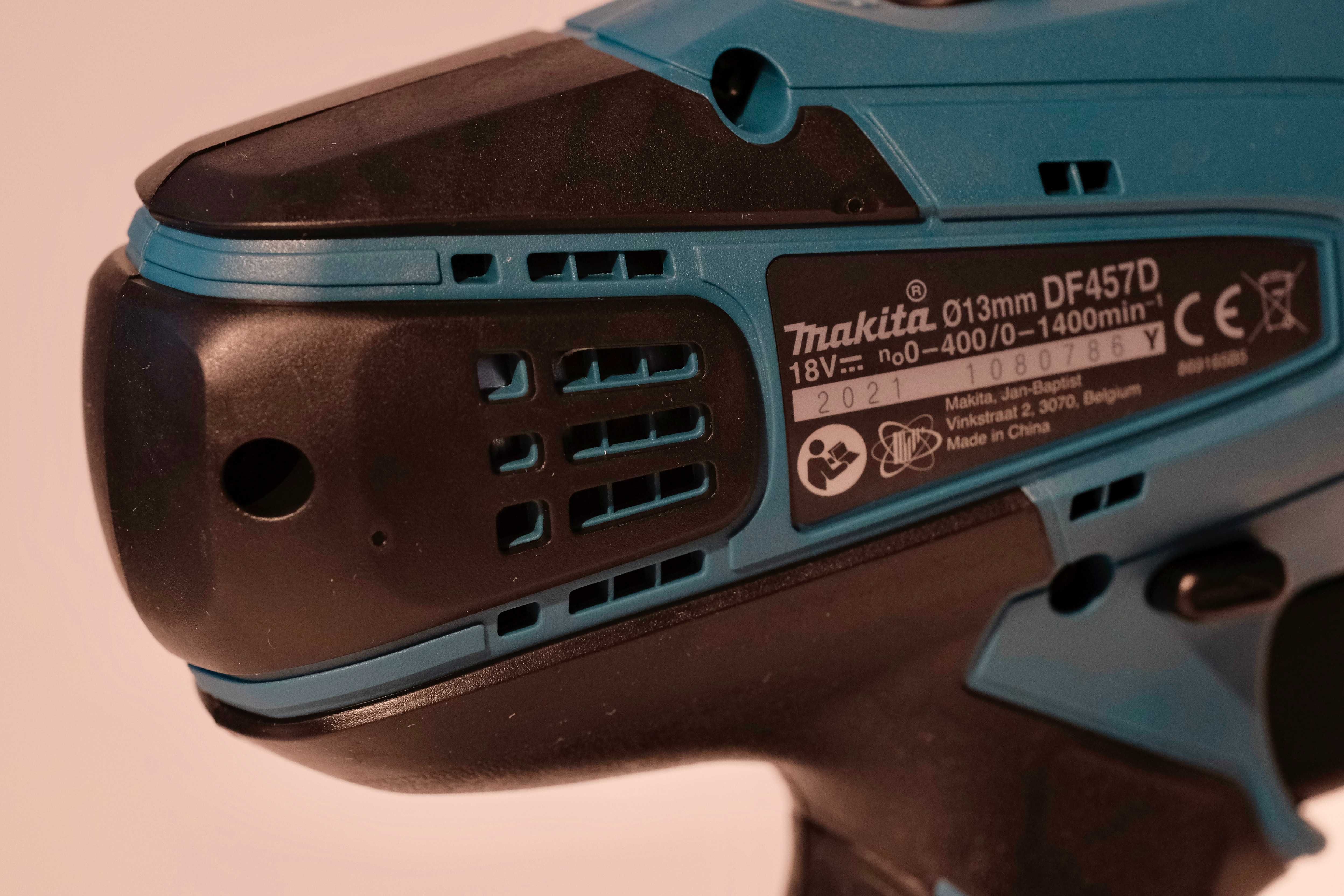 ПРОМО Makita DF457DWE,Комплект акумулаторен винтоверт,батерий,зарядно