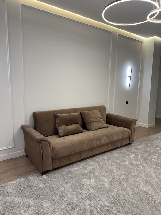 Срочно продается диван