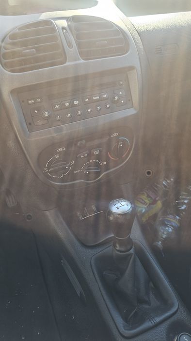 Peugeot 206, 1.4 benzina