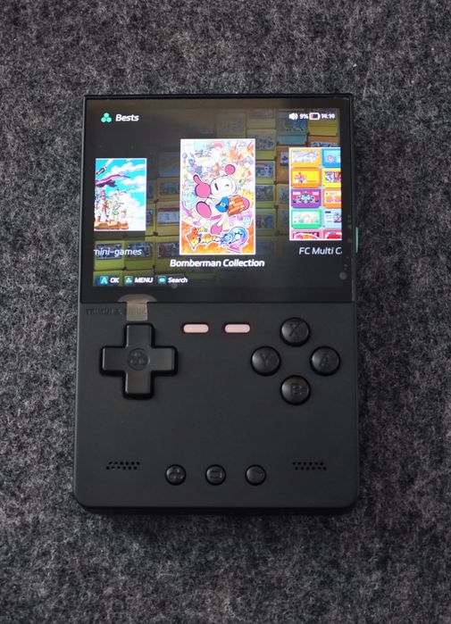 Trimui Brick (черен) + 64 GB SD карта