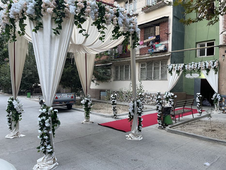 Ofarmleniya toy bezaklari