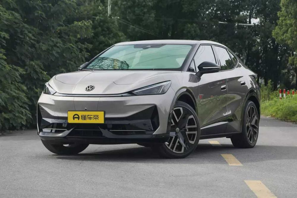 Volkswagen ID Crozz X вся серия только по заказу в краткие сроки