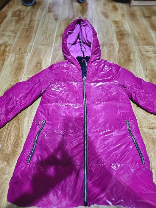 Куртка для девочки. На рост 152 см.