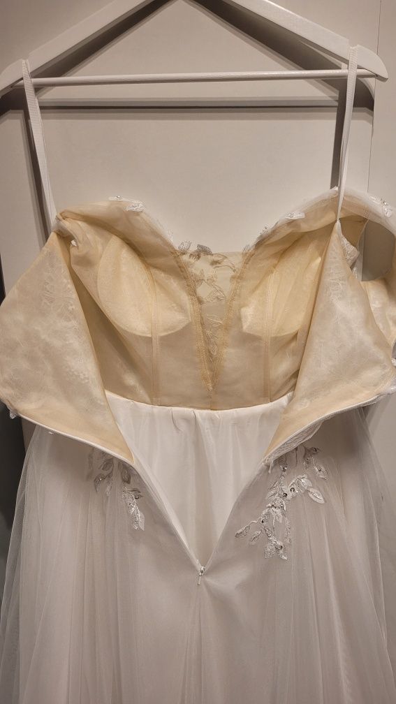 Rochie de mireasă stil A