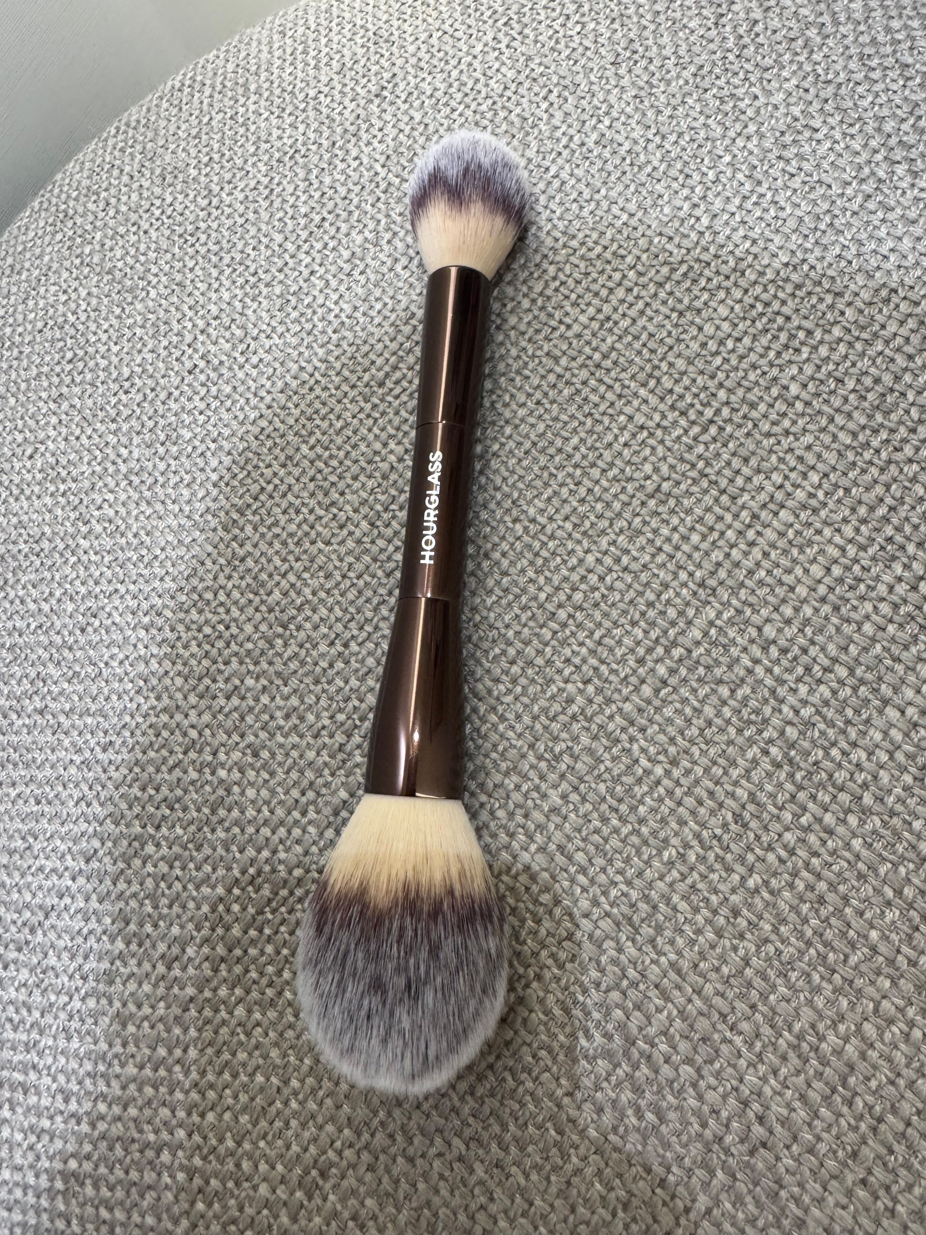 Hourglass, Fenty Beauty, Sephora четки за грим