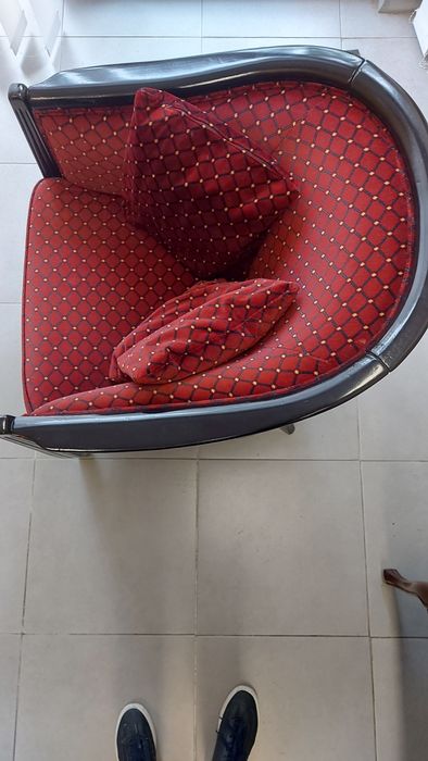 Продавам класическо кресло