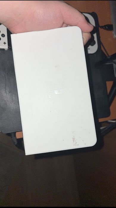 Vând Nintendo Switch Oled
