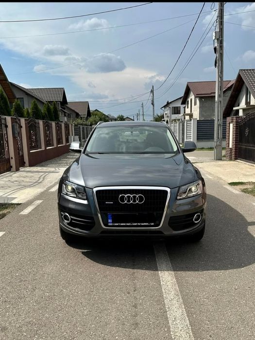 Vând Audi Q5 2011