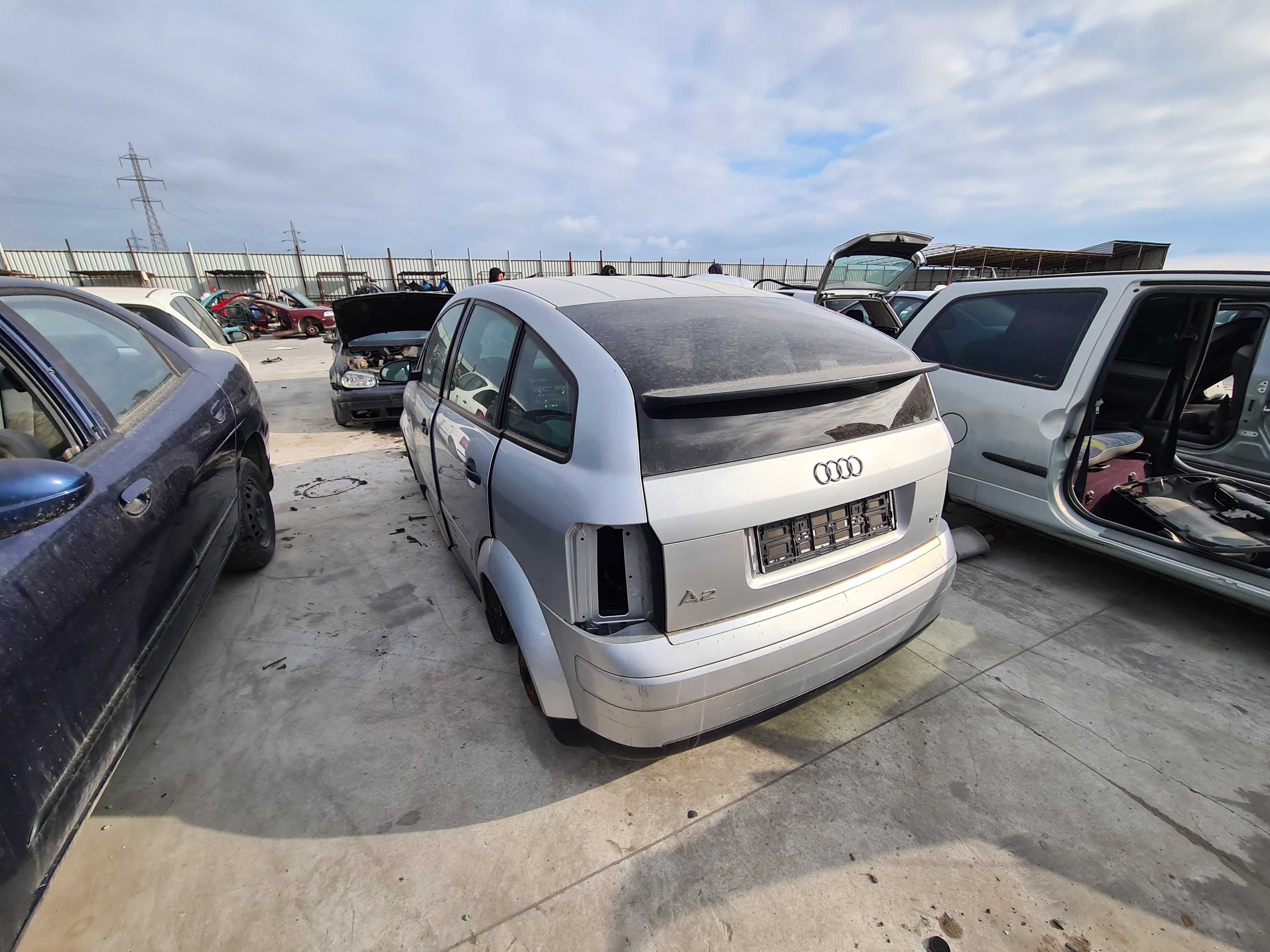 Dezmembram audi a2