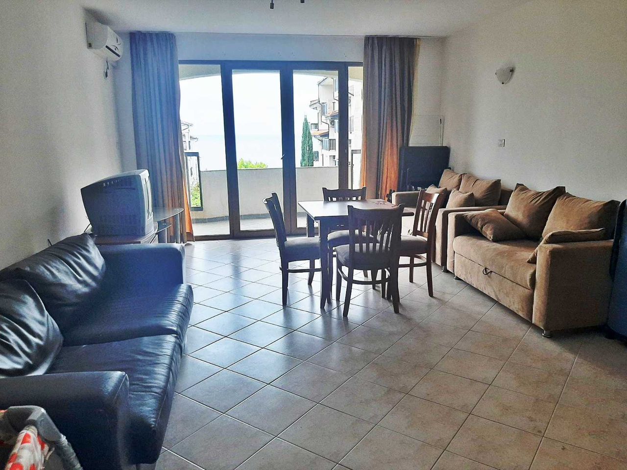 Продава се Двустаен апартамент в Свети Влас - 75 кв.м за 1440 €/кв.м - Снимка #1
