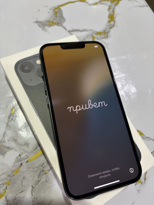 Продается айфон 13