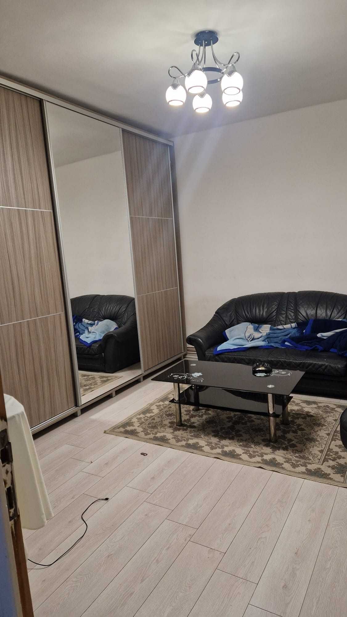 inchiriez casa cu 4 camere pentru UNTOLD