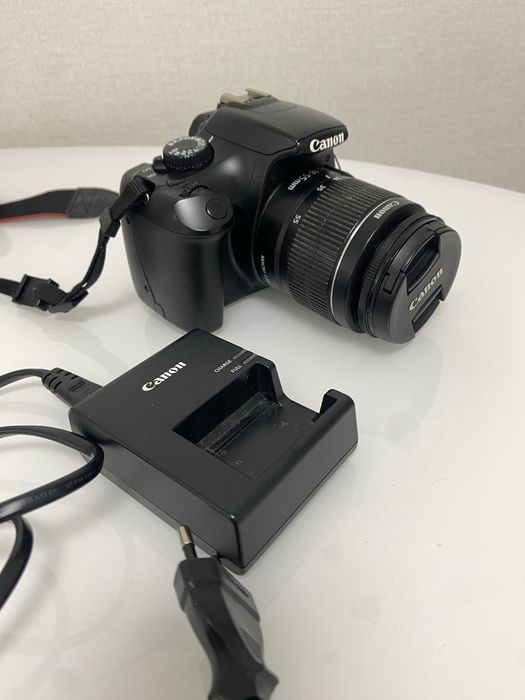 Фотоаппарат Canon 1100D