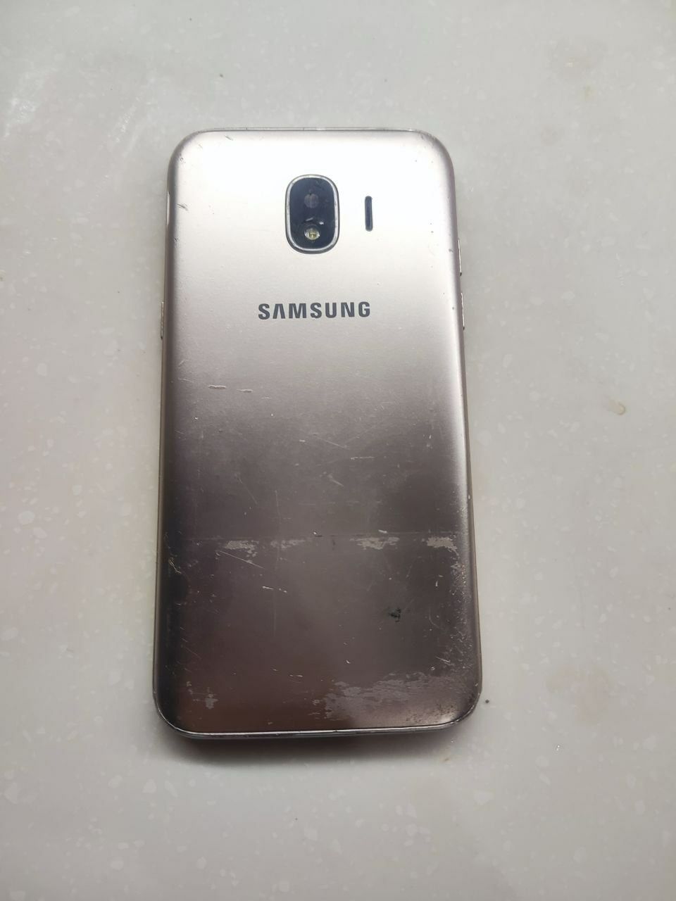 СРОЧНОООО продаю Samsung J2