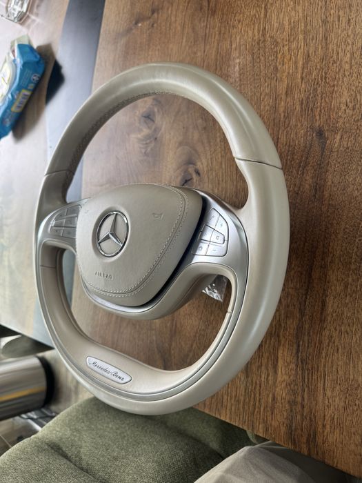 Оригинален бежов кожен волан за Mercedes S class W222 с AIRBAG