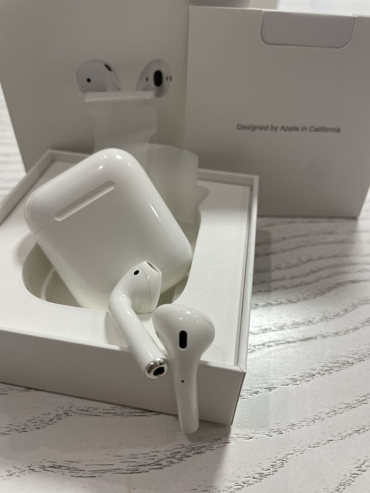 Кейс от Airpods 2.1.