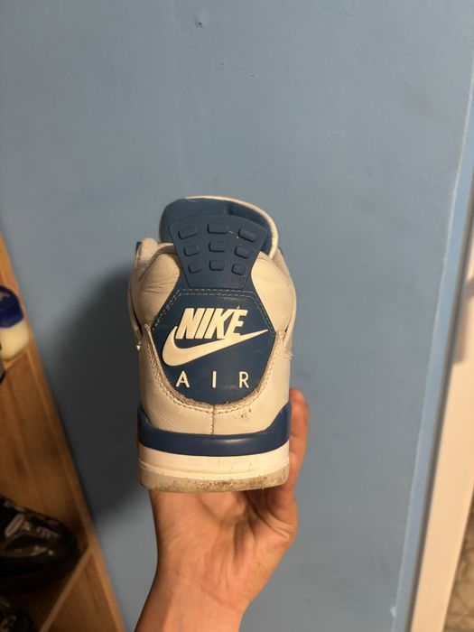 Продавам jordan4