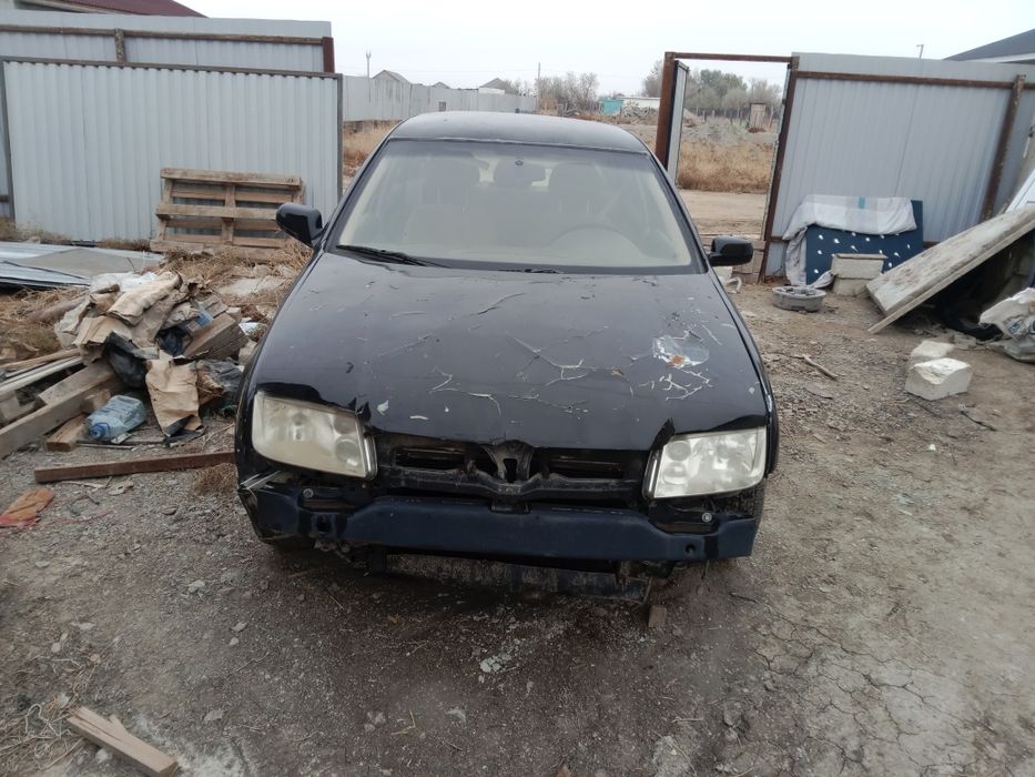 Фольксваген Джетта 2000 ж