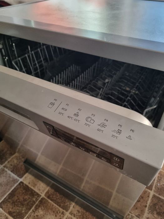 Съдомиялна Beko DFN26420X