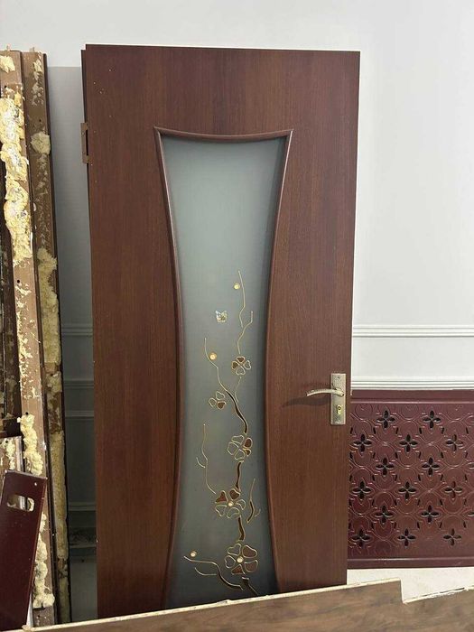 Продам межкомнатные двери!