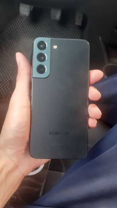 Samsung s22 8/128