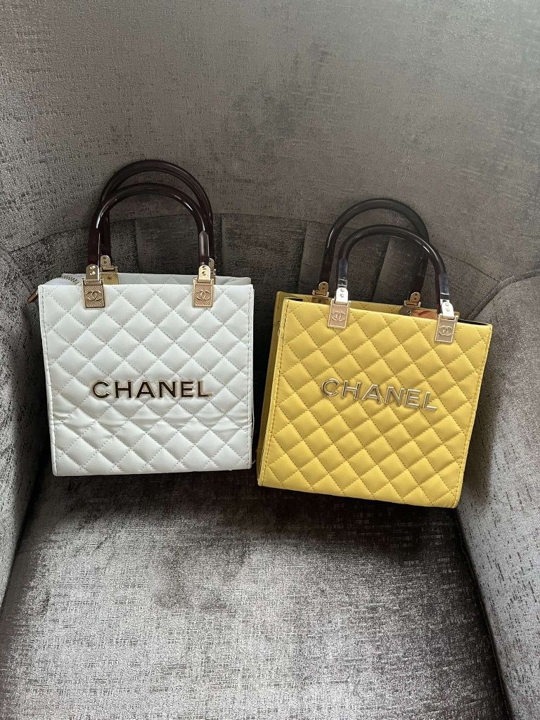 Чантички MIU MIU
