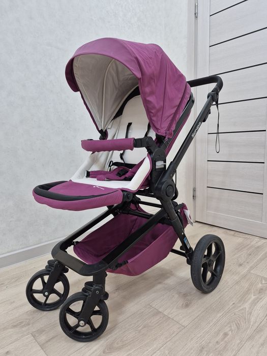 Всесезонная детская коляска