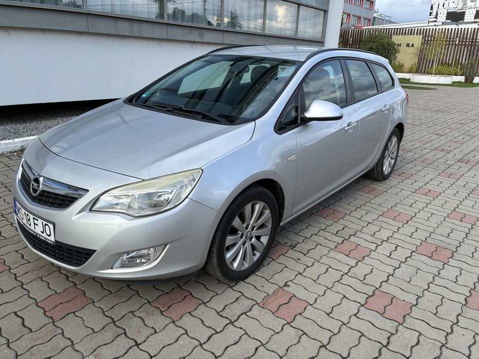 Opel Astra J -12.2010, Euro 5 Sports Tourer 1.7cdti