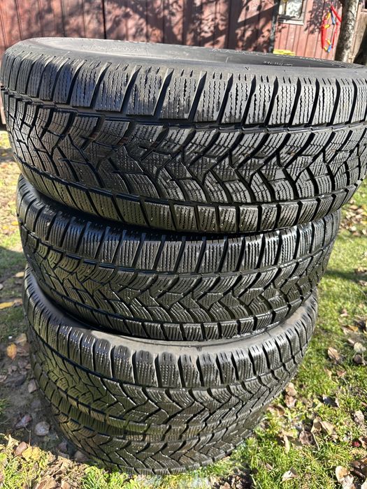 Anvelope iarna Dunlop Winter Sport SUV 235/60 R18 an 2022