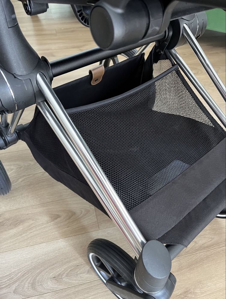 Количка на cybex