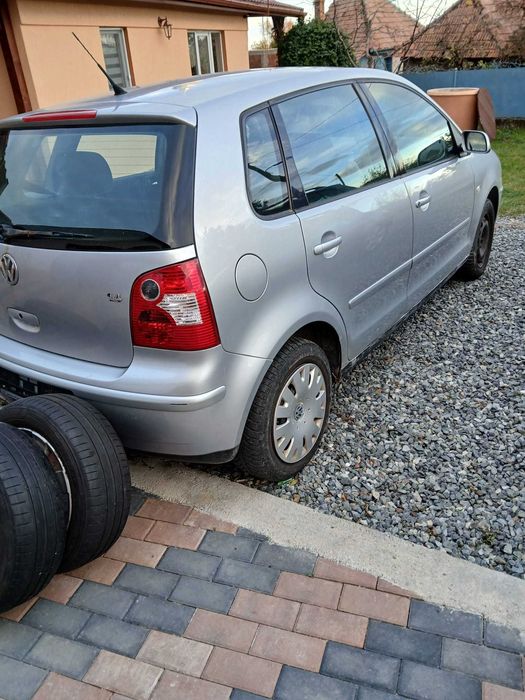 Vand vw polo an 2002 motor 1.4 benzina